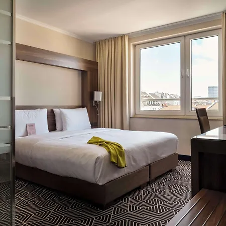 Flemings Frankfurt Main-riverside Francoforte sul Meno