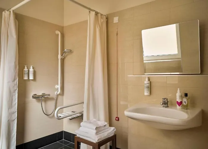 Flemings Frankfurt Main-riverside 4*