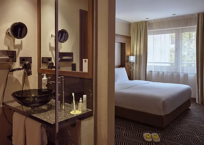 Flemings Frankfurt Main-riverside Hotel 4*