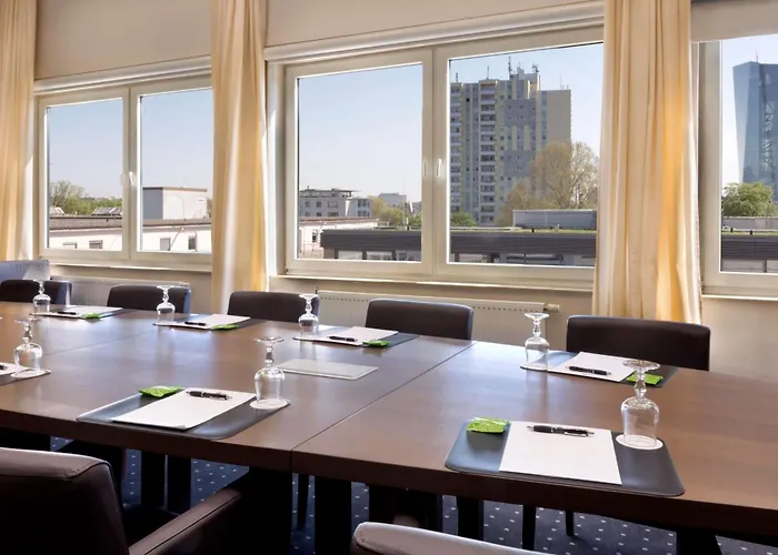 Hotel Flemings Frankfurt Main-riverside 4*