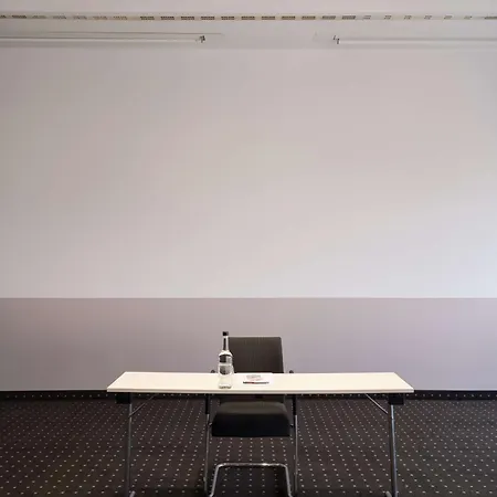 Hotel Flemings Frankfurt Main-riverside 4*