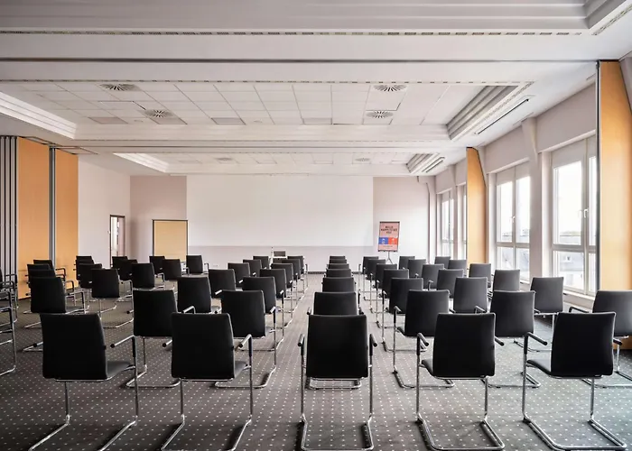 Flemings Frankfurt Main-riverside フランクフルト