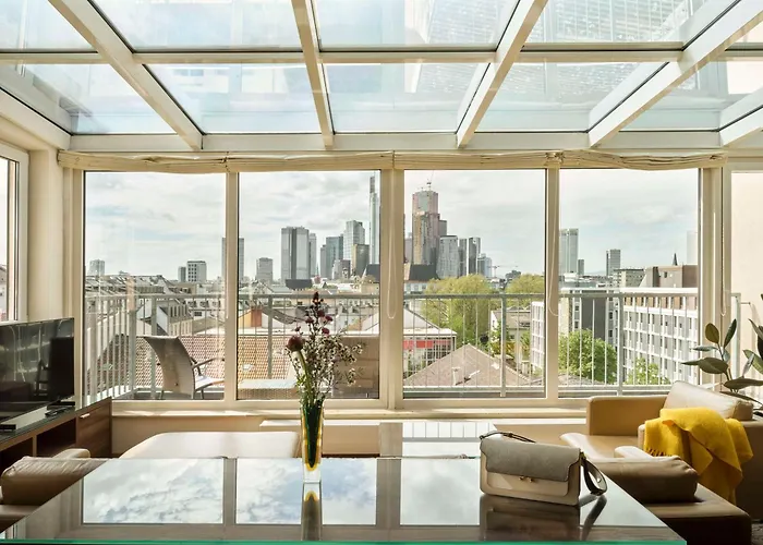 Flemings Frankfurt Main-riverside ホテル 4*