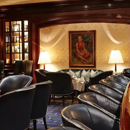 Flemings Frankfurt Main-riverside 4*